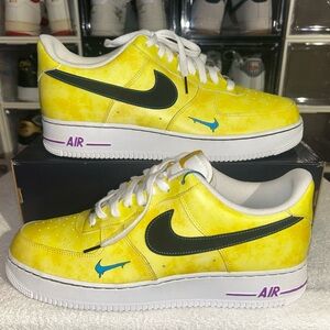 Nike Air Force 1 Low "Peace, Love, and Basketball". DC1416-700 rare original box